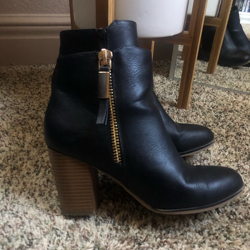 Cute Black Ankle Boot